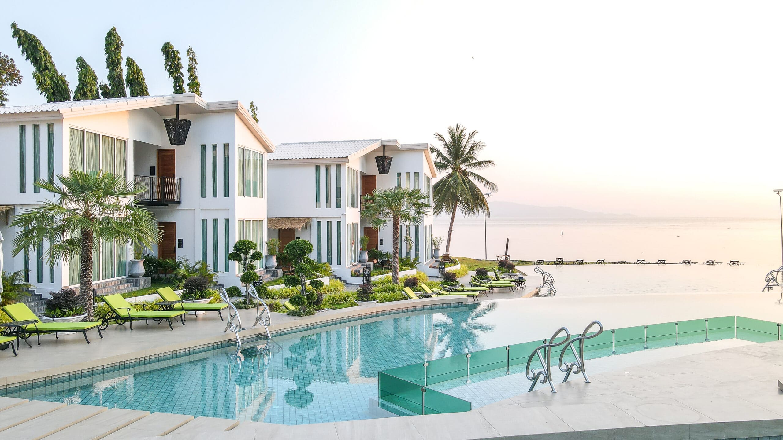 Vannee Golden Sands villas and pool at first light, Ao Bang Charu